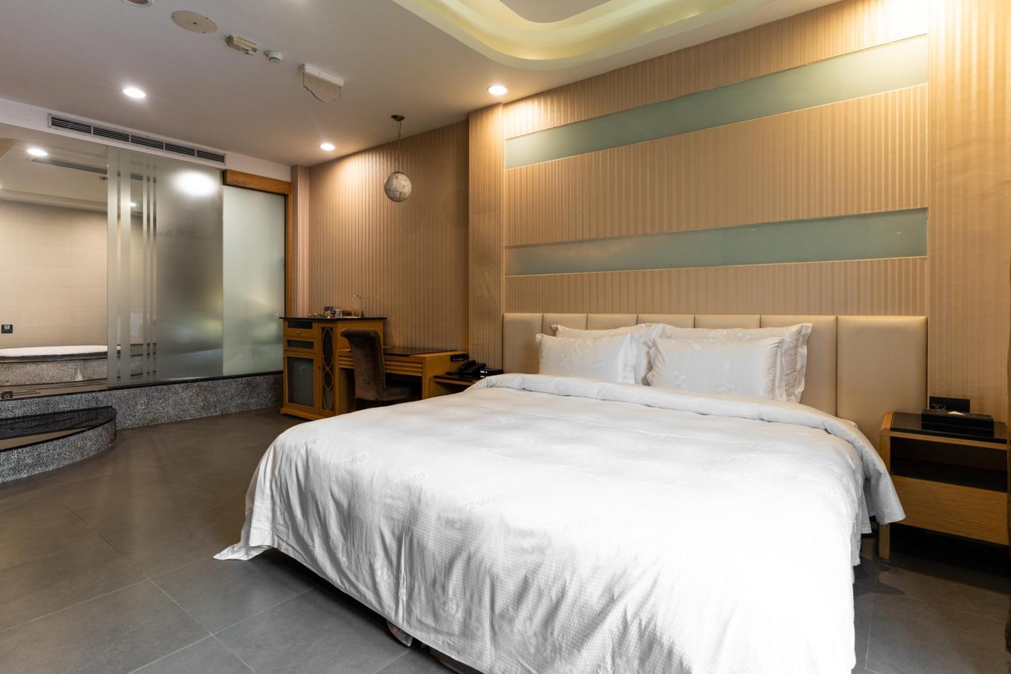 Ohya Chain Boutique Motel-Xinying Exterior photo