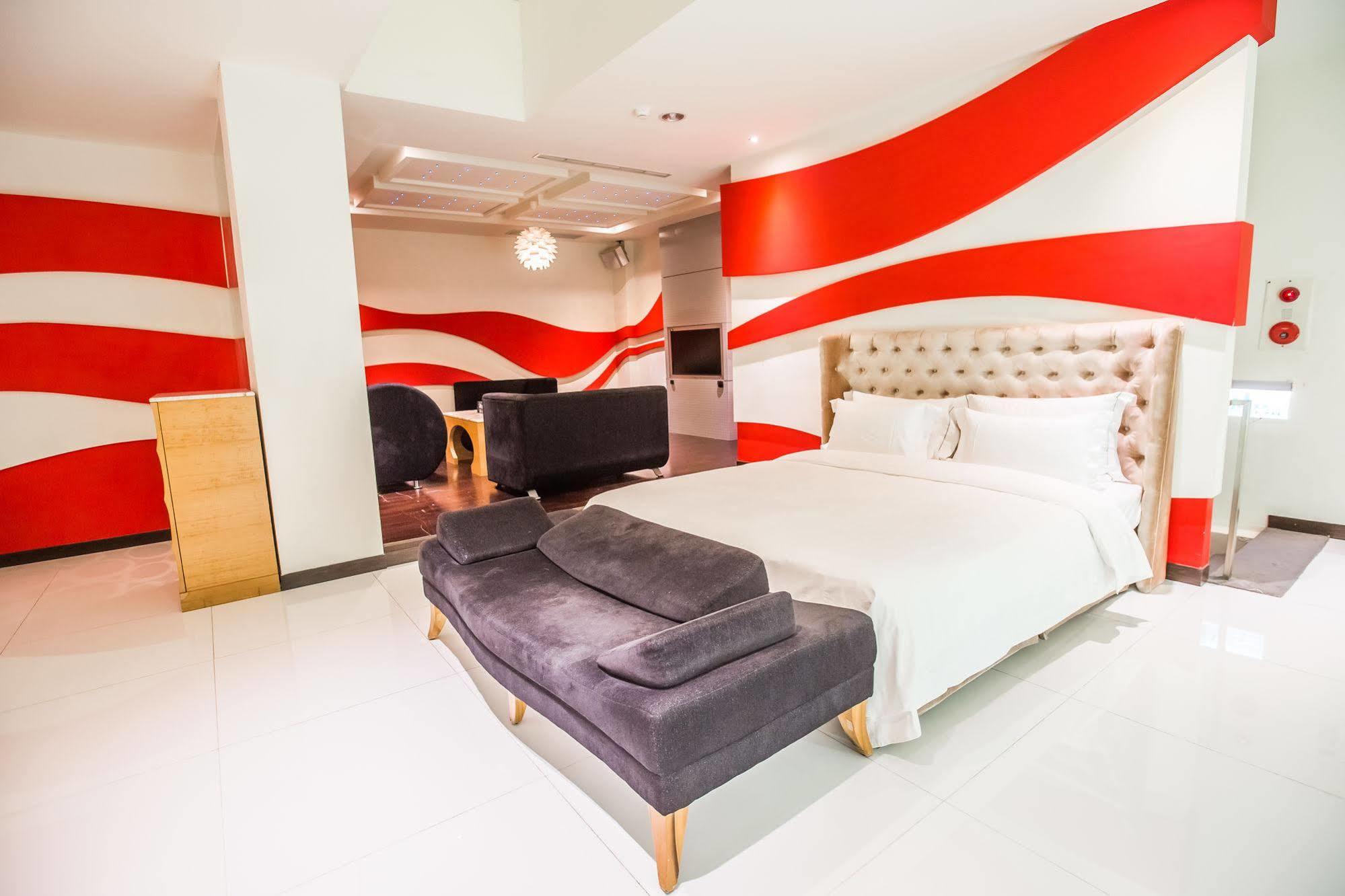 Ohya Chain Boutique Motel-Xinying Exterior photo