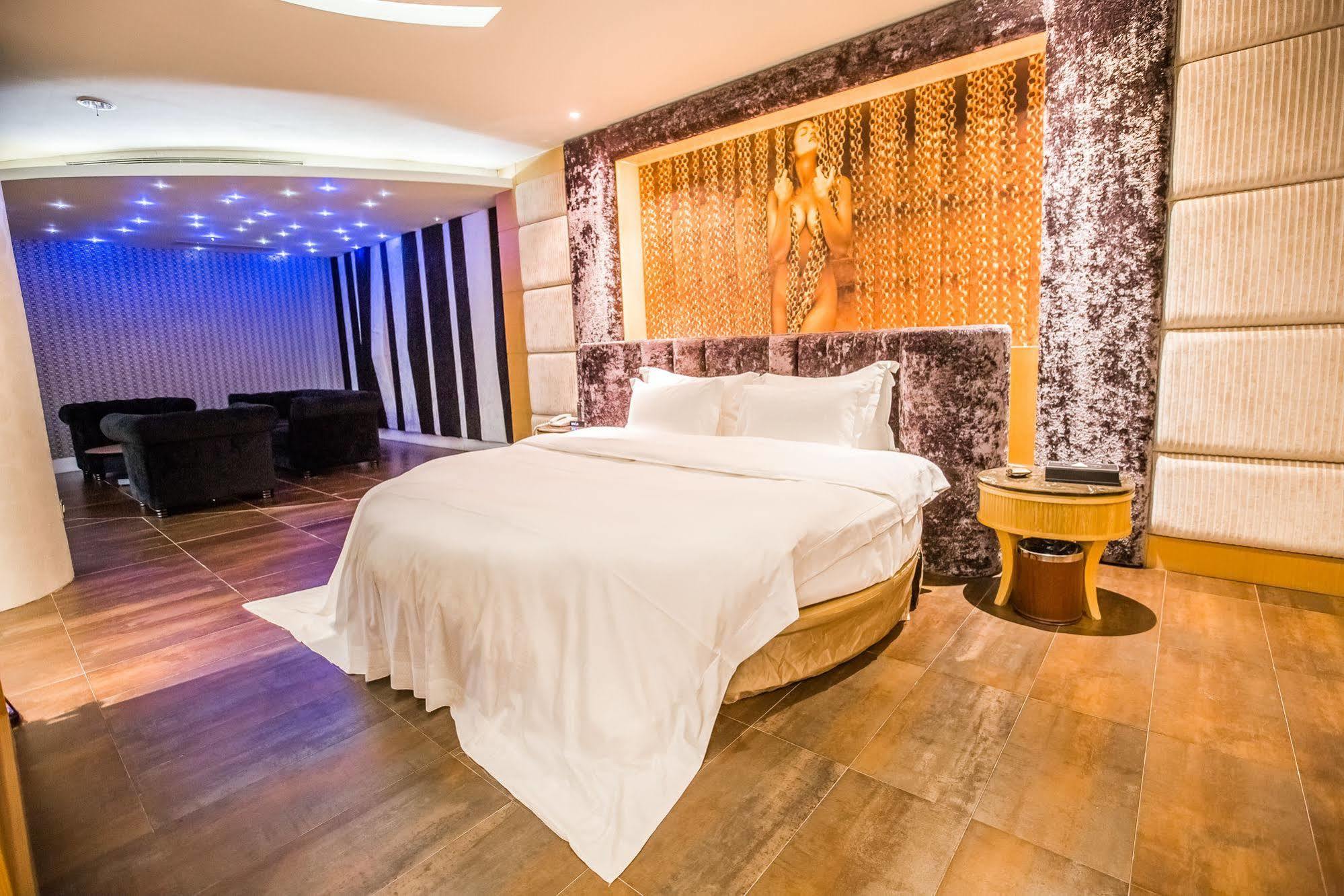 Ohya Chain Boutique Motel-Xinying Exterior photo